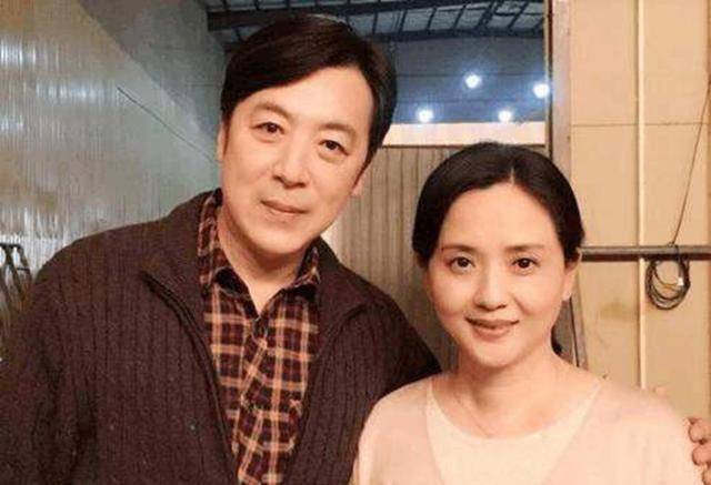 演員胡靜的老公朱亞文，職業(yè)背景與人生軌跡探究，胡靜老公朱亞文，職業(yè)背景與人生軌跡揭秘