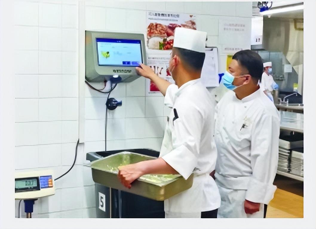 澳門正版免費(fèi)資料與未來展望，邁向精準(zhǔn)預(yù)測2025年展望，澳門正版資料展望2025，未來邁向精準(zhǔn)預(yù)測之路